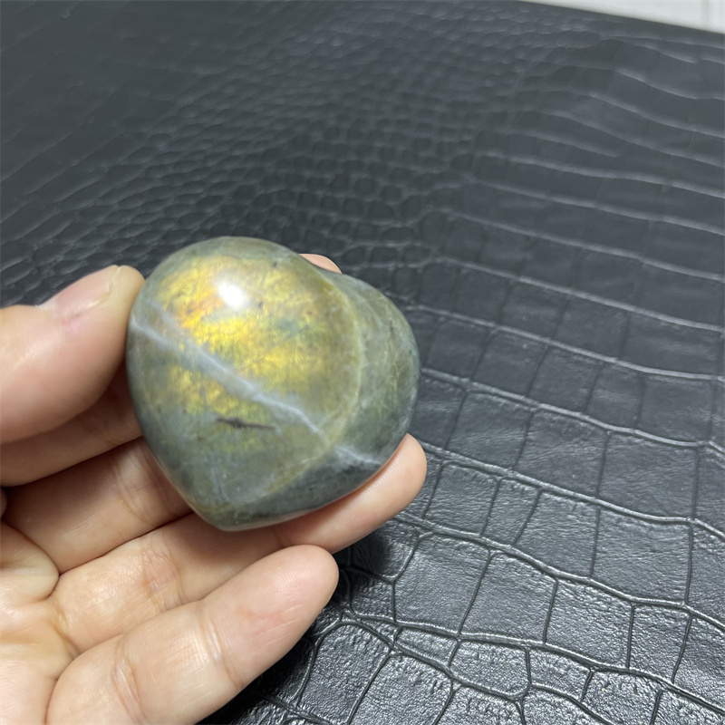 6 個の天然クリスタルラブラドライト石ハート型ブルーイエロー - Aquarium Fish Yellow のレビューと価格